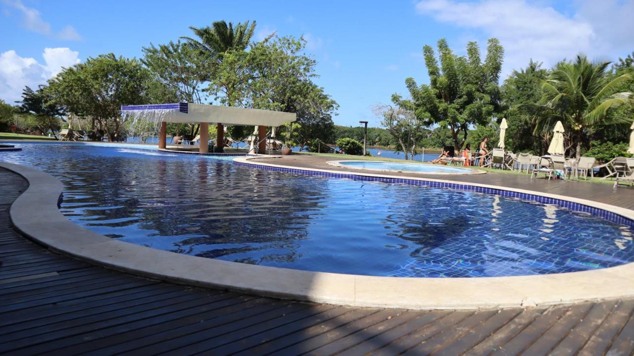 Apartamento Espetacular Na Melhor Praia Da Bahia, Guarajuba E Uma Das Unicas Praias Com Selo Azul Do Brasil -Luxo, Lazer, Diversao E Tranquilidade! Projetado Para Que Voce Tenha A Melhor Experiencia Em Hospedagem - Condominio Tipo Resort, O Mais Proc Camaçari المظهر الخارجي الصورة