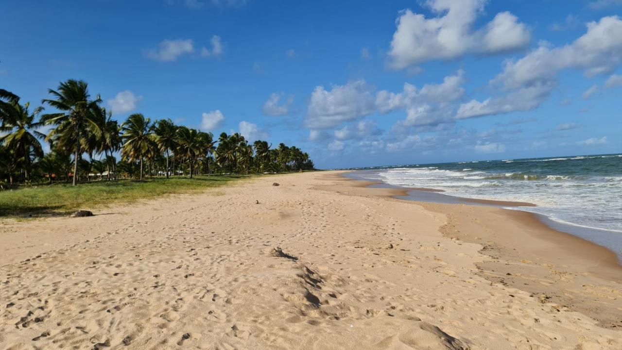 Apartamento Espetacular Na Melhor Praia Da Bahia, Guarajuba E Uma Das Unicas Praias Com Selo Azul Do Brasil -Luxo, Lazer, Diversao E Tranquilidade! Projetado Para Que Voce Tenha A Melhor Experiencia Em Hospedagem - Condominio Tipo Resort, O Mais Proc Camaçari المظهر الخارجي الصورة